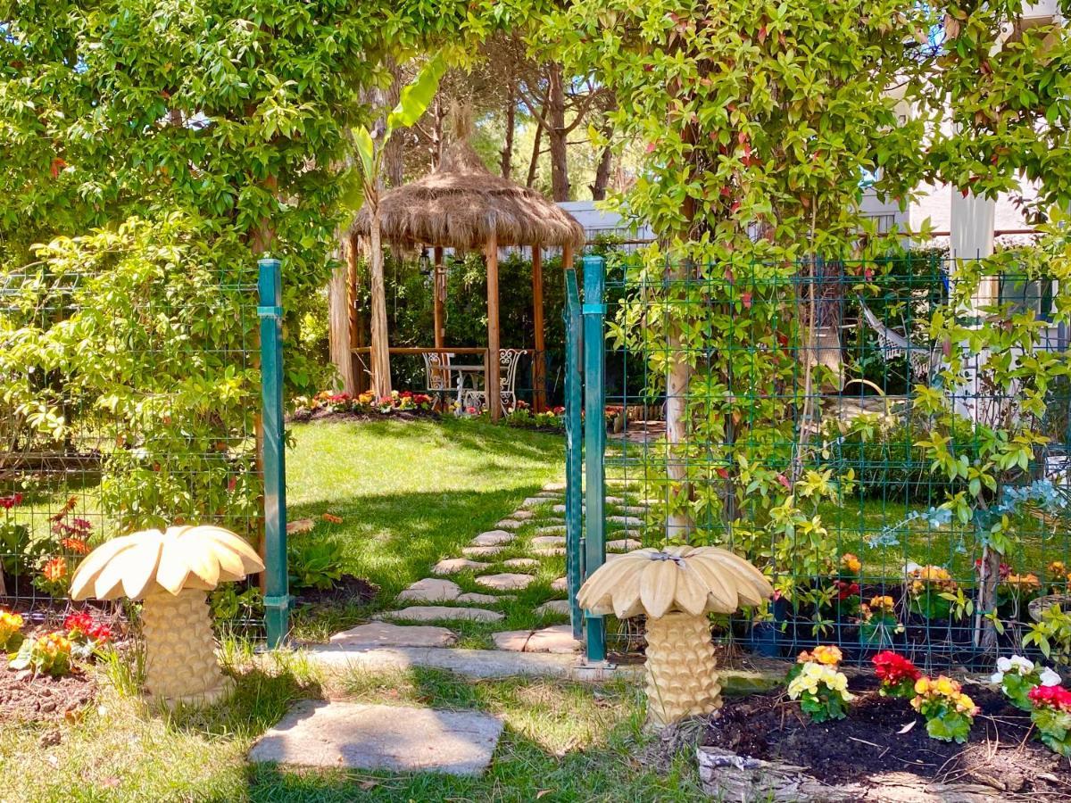 Beach Garden Paradise Durrës Eksteriør billede